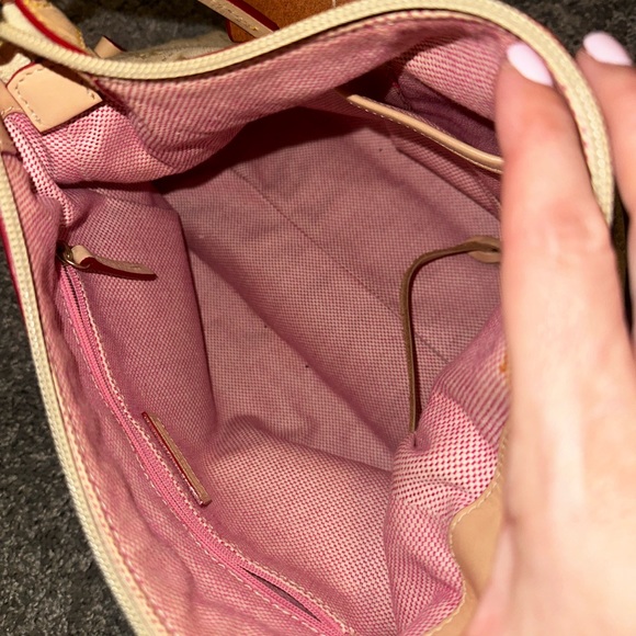 Dooney and Burke shoulder bag - Picture 9 of 10